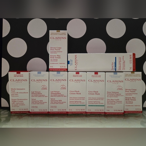 Clarins Other - ✨️Clarins Skincare Minis Bundle✨️